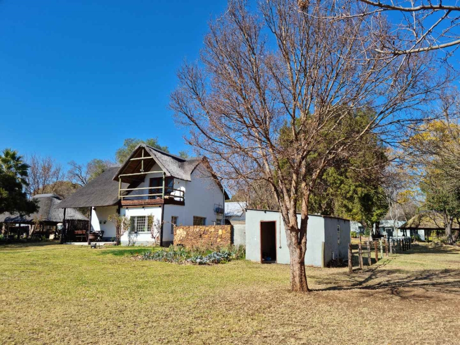 9 Bedroom Property for Sale in Hartbeespoort Rural North West